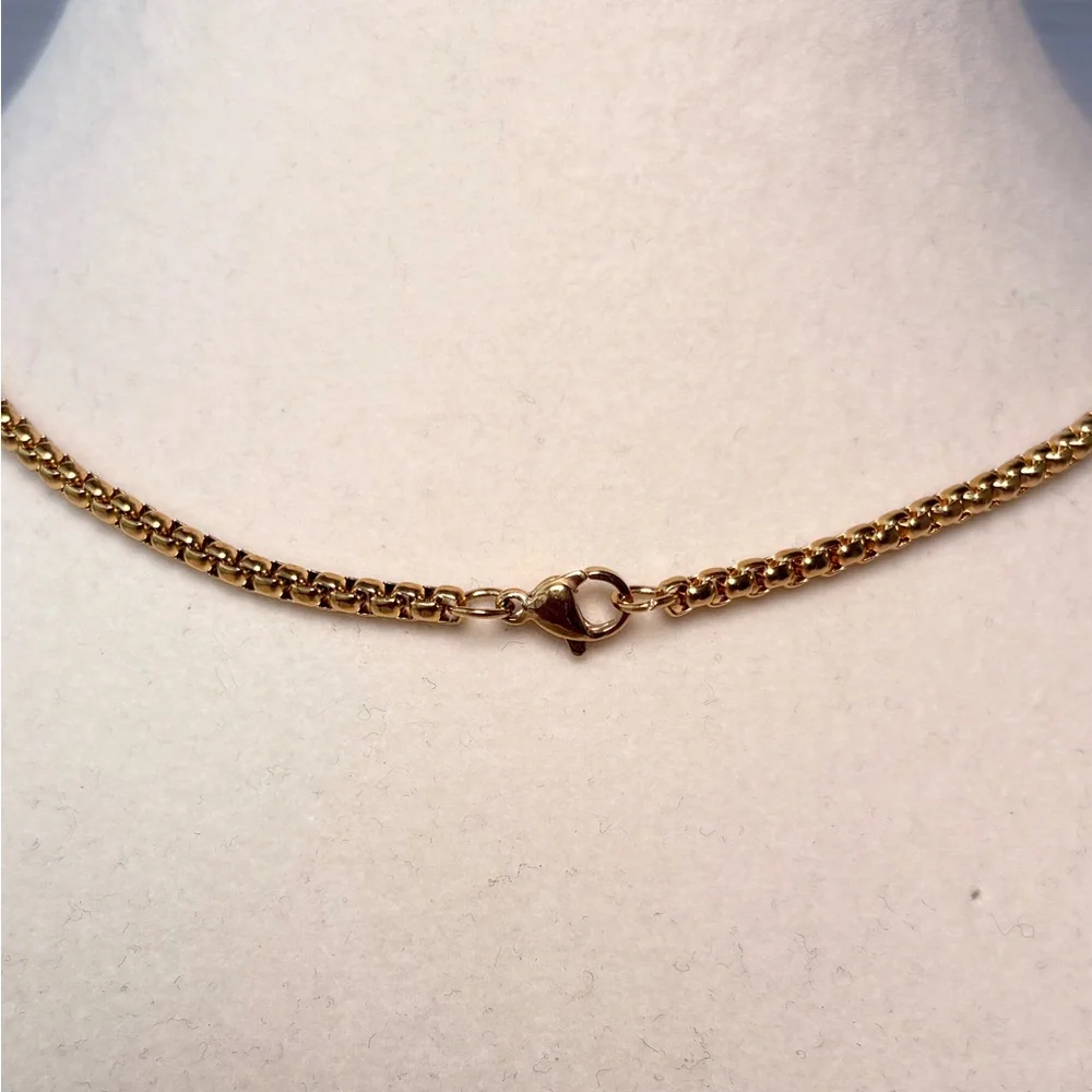 Gold‎ Cross With American Flag Necklace